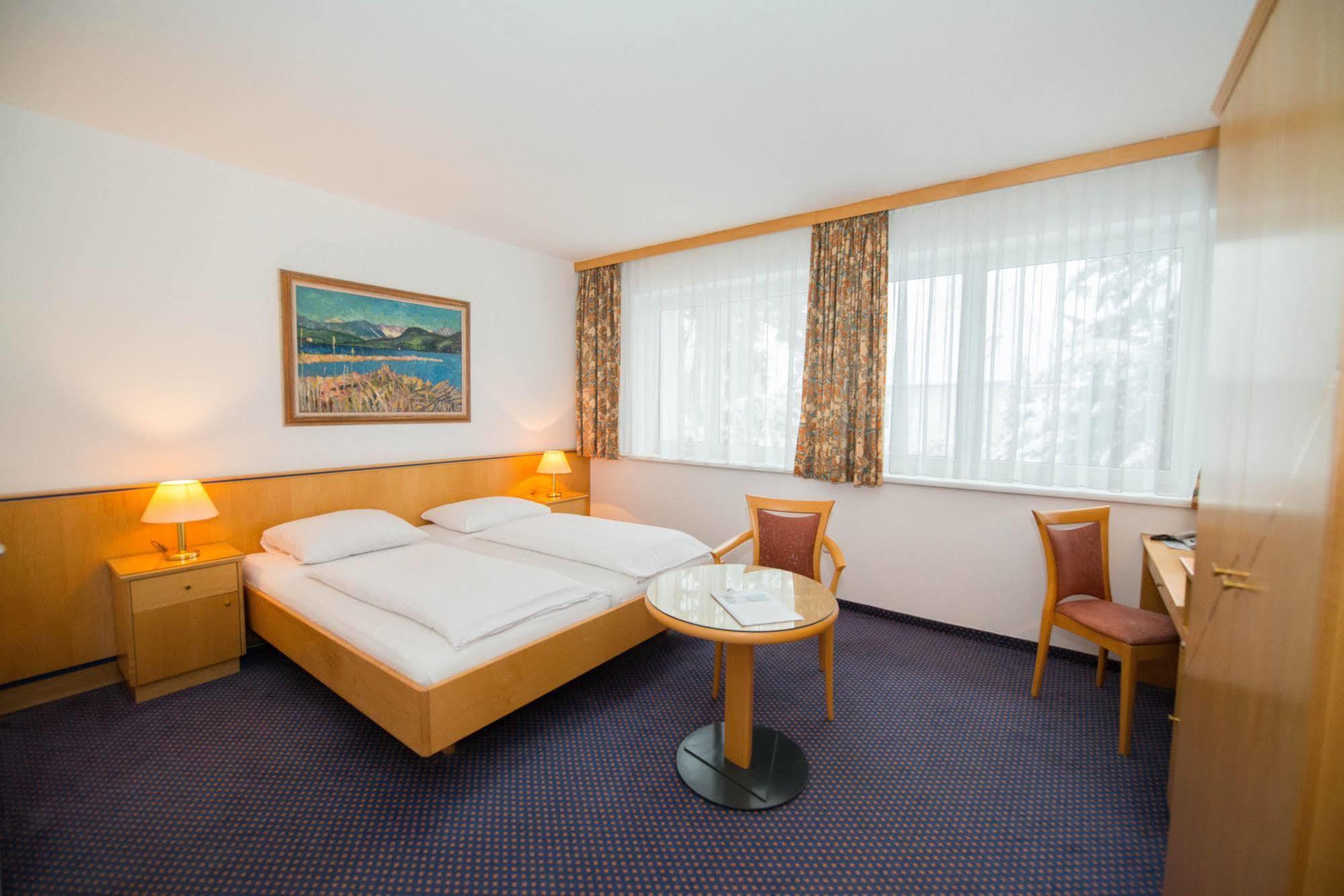 Parkhotel Styria Штайр Экстерьер фото